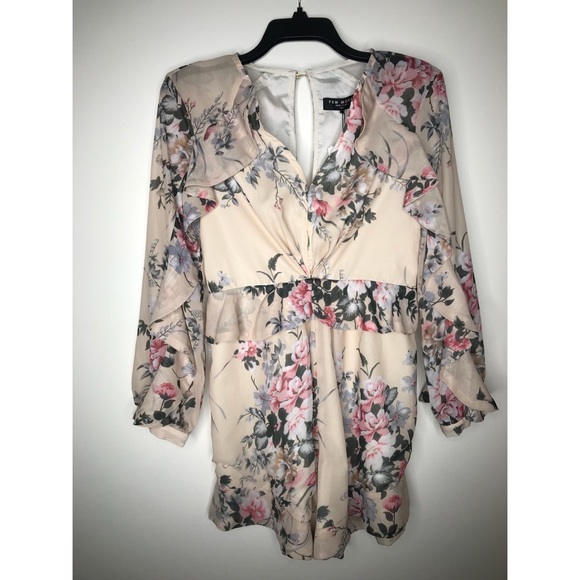 Few Moda Floral Ruffled Romper - Picture 3 of 4